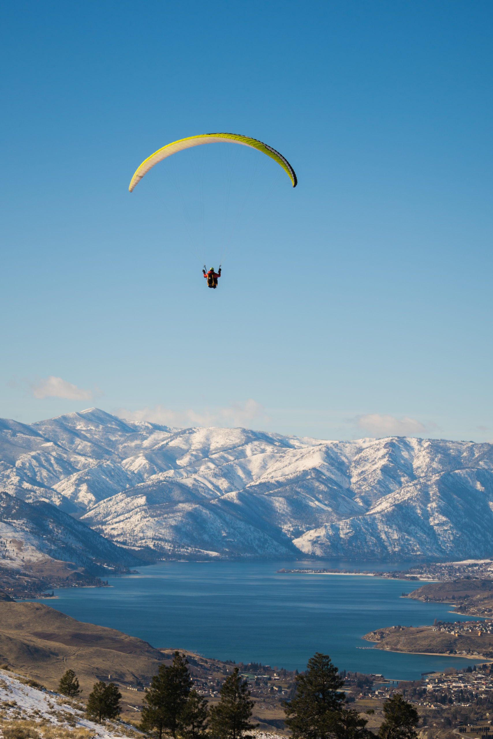 Paraglider flying at Chelan Butte